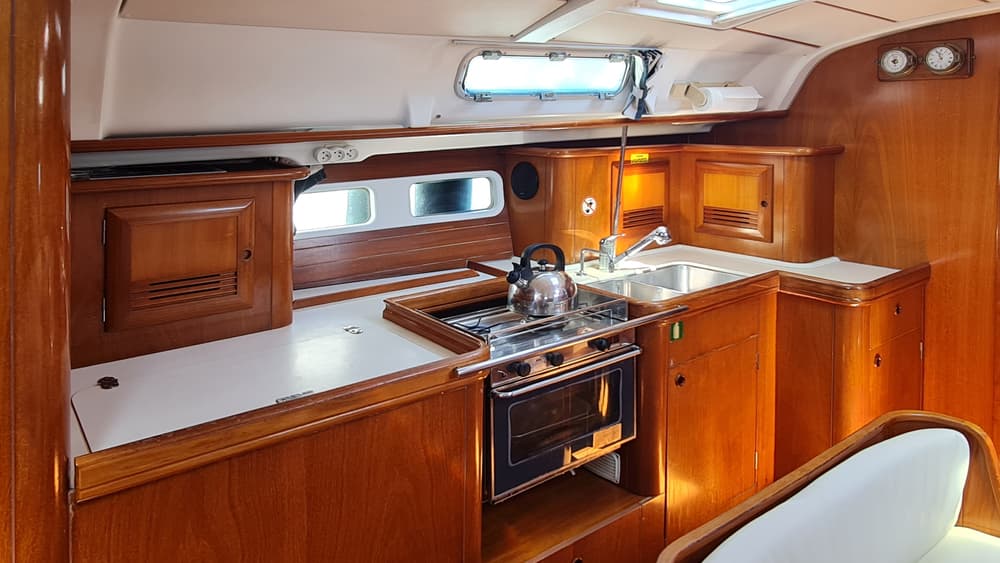 Beneteau Oceanis 411 Erika – bilde 2 av 18