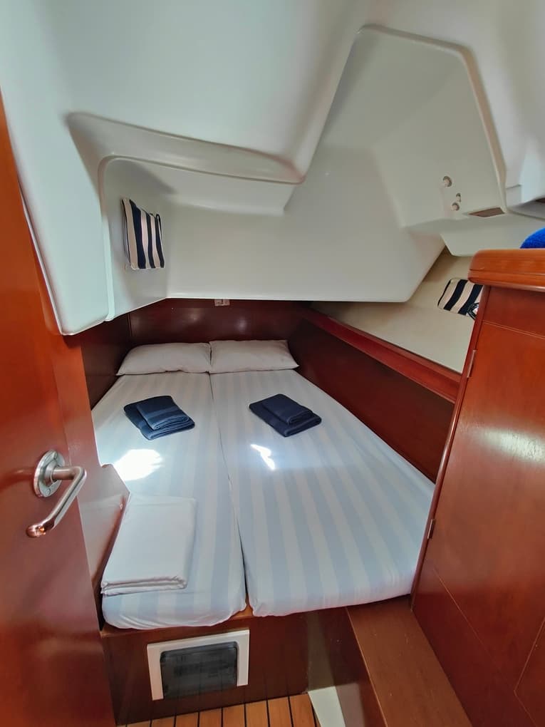 Beneteau Oceanis 393 Crete – bilde 5 av 21