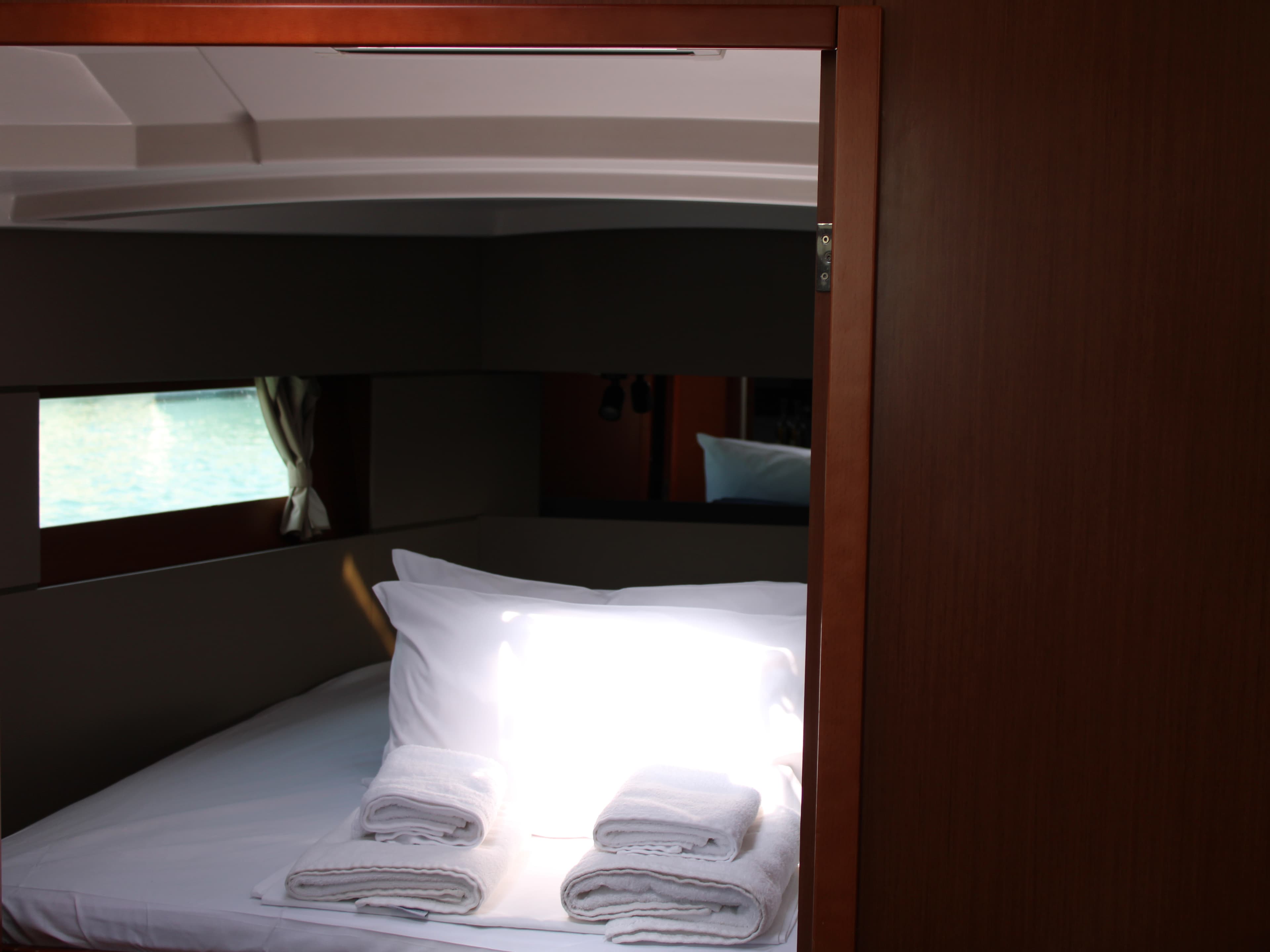 Beneteau Oceanis 38.1 Zeus – bilde 2 av 9