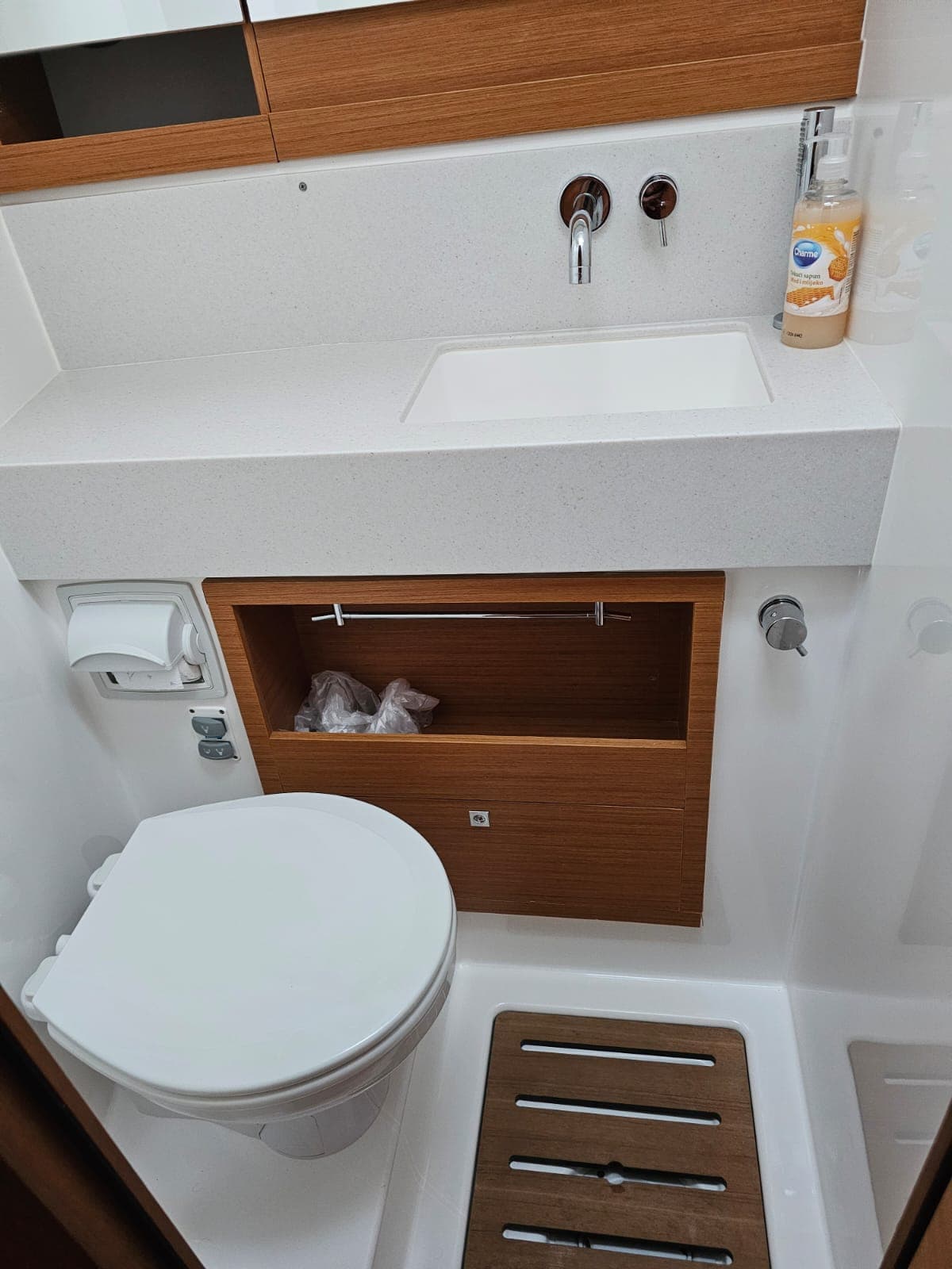Dufour 470 Amalia – bilde 3 av 26