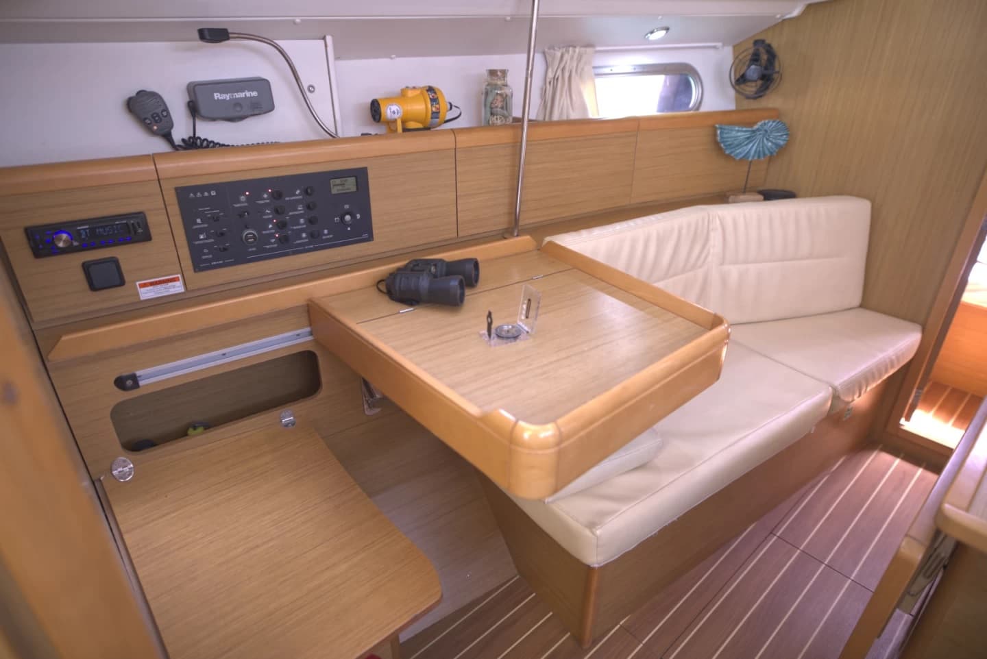 Jeanneau Sun Odyssey 36i Candy – bilde 3 av 21