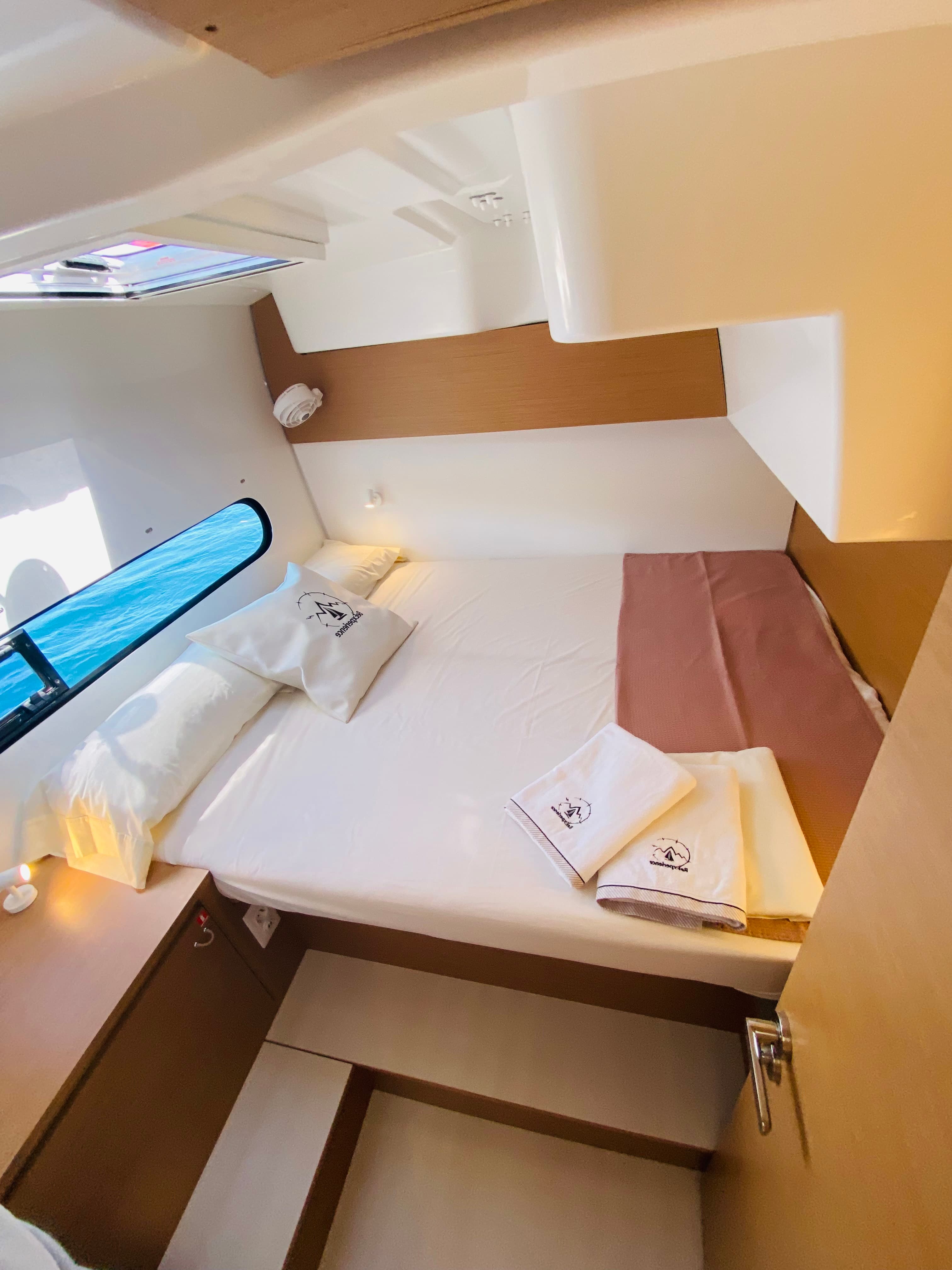 Excess 11 YEMAYA Denia BAREBOAT – bilde 4 av 53