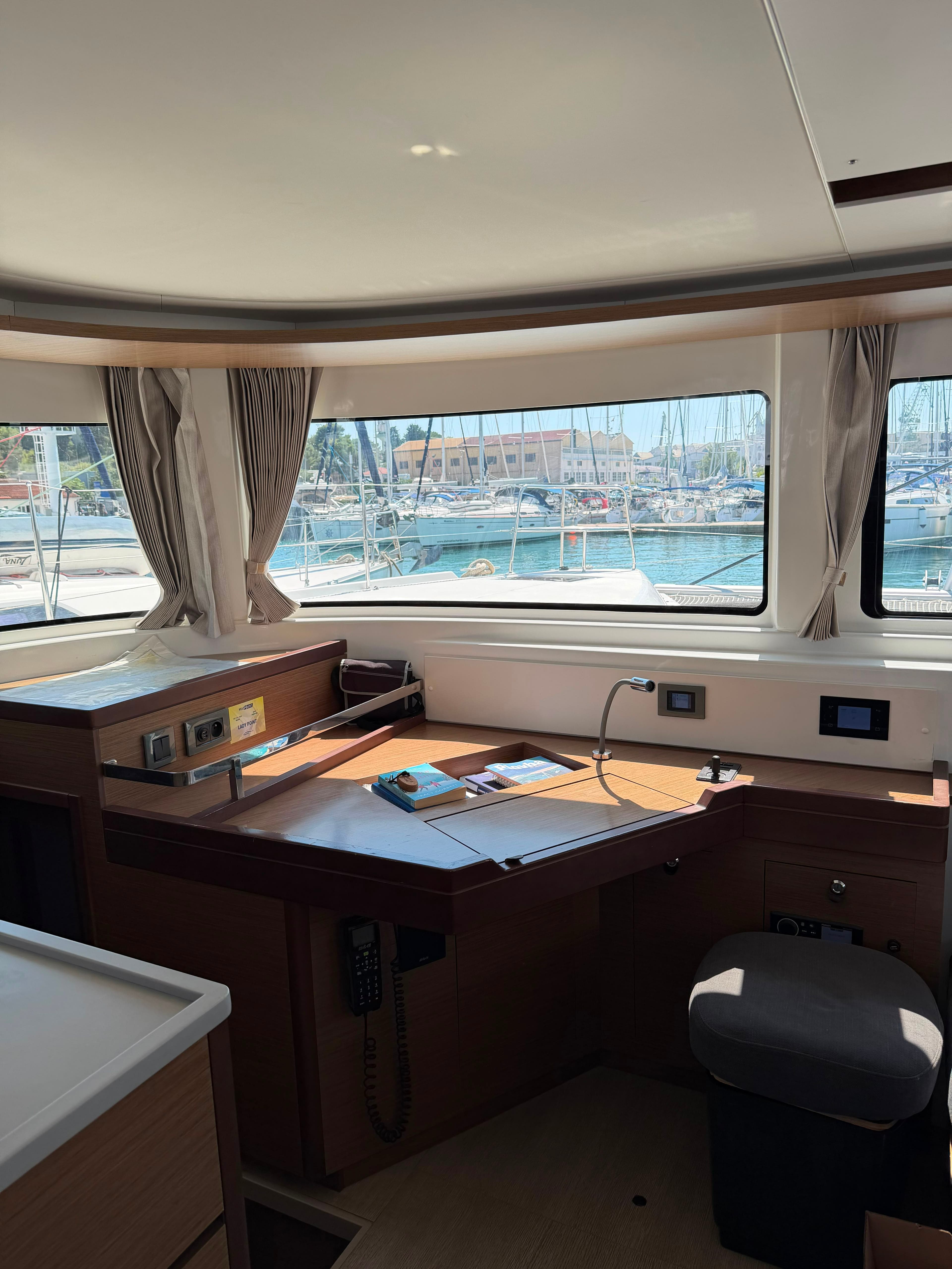 Lagoon 46 LADY POINT – bilde 2 av 18