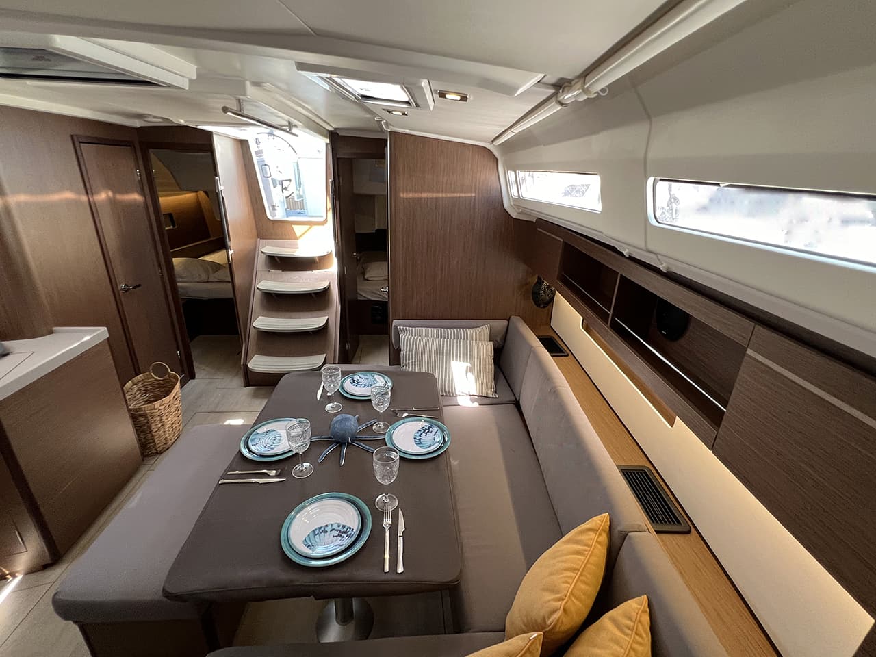 Beneteau Oceanis 40.1 ESCAPE – bilde 2 av 22