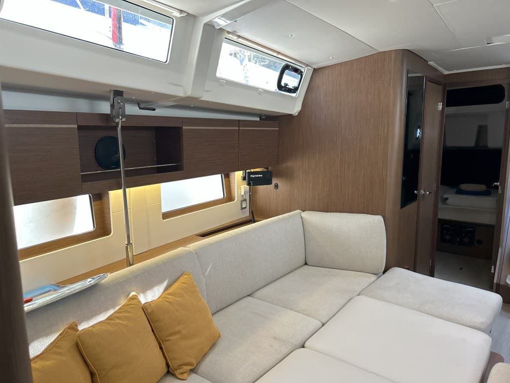 Beneteau Oceanis 46.1 BUMBLEBEE – bilde 5 av 30