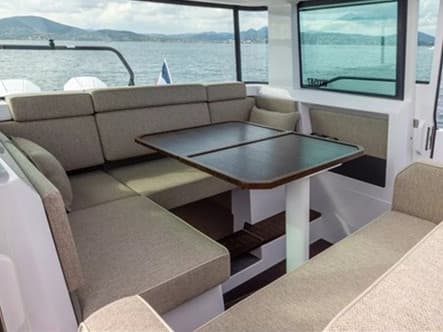 Axopar 37 XC Cross Cabin – bilde 4 av 11