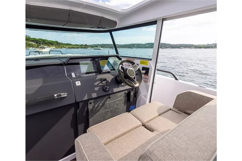 Axopar 37 XC Cross Cabin – bilde 3 av 11