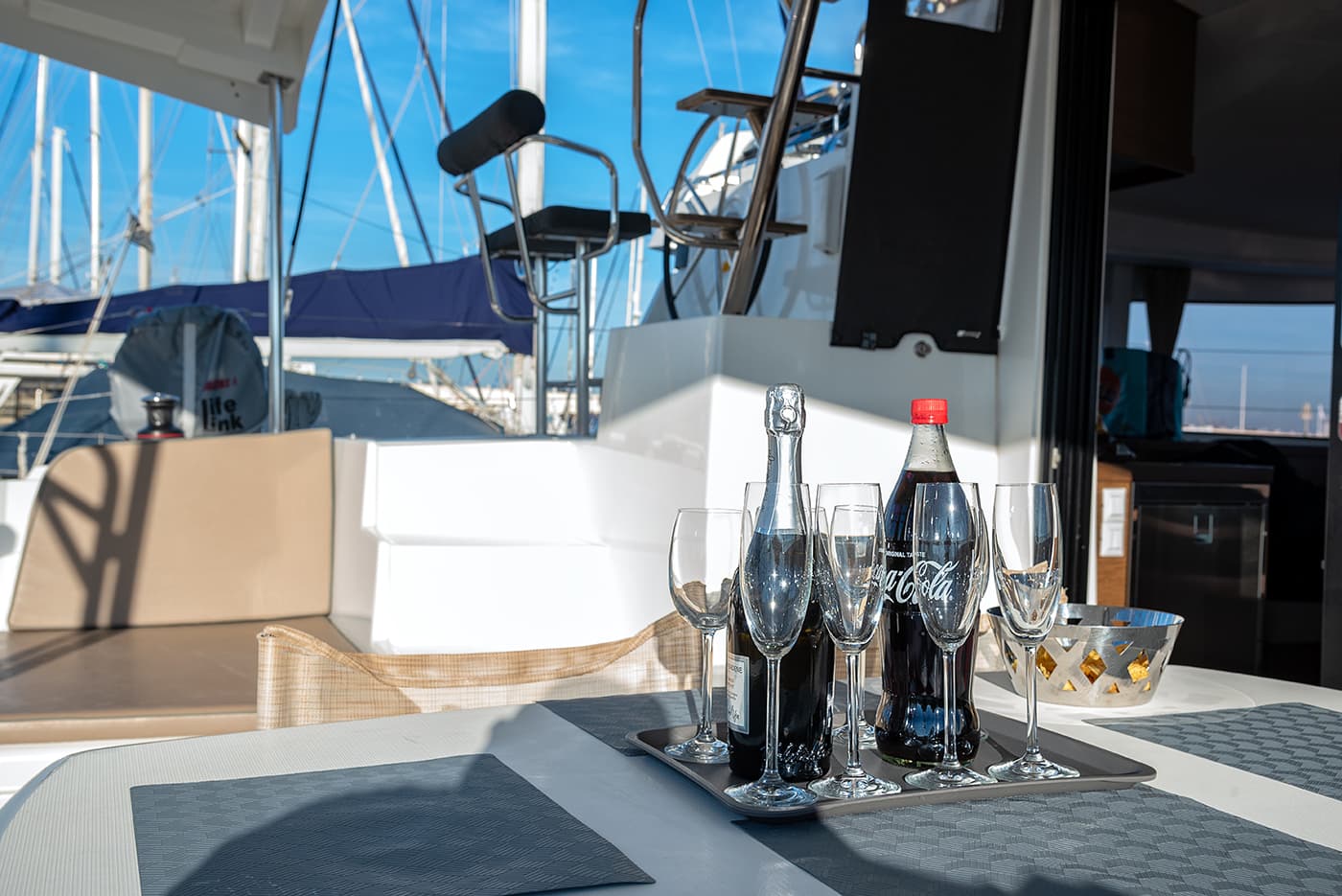 Lagoon 42 Beatrix – bilde 5 av 60