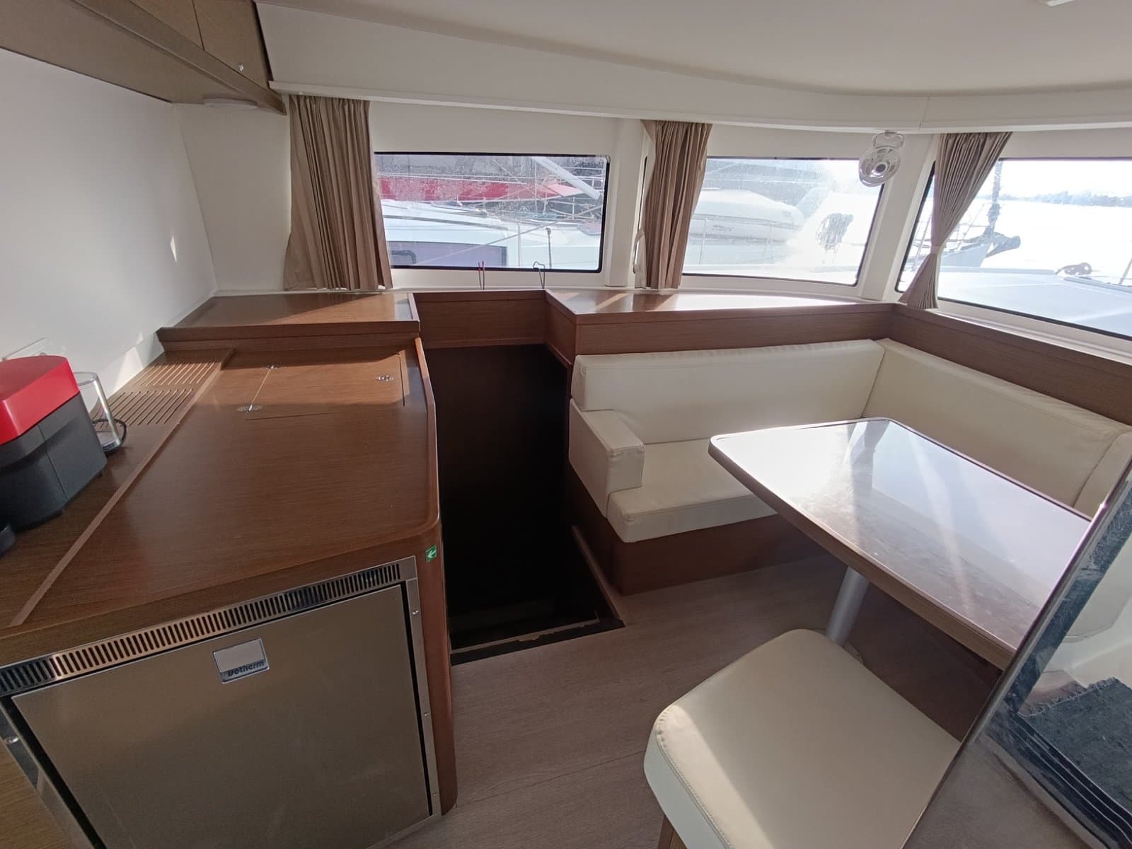 Lagoon 42 Neptune – bilde 4 av 7