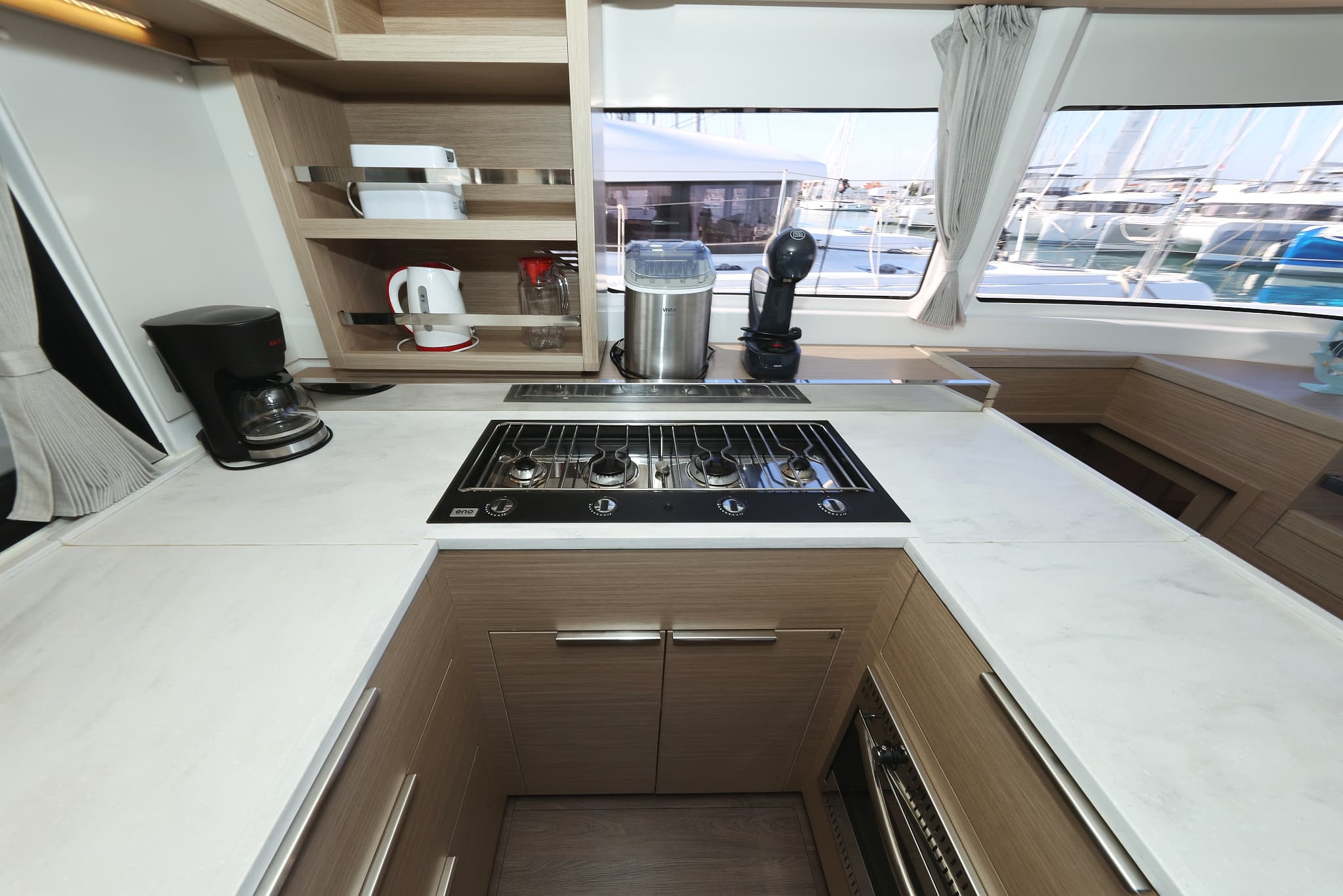 Lagoon 46 SHIP HAPPENS – bilde 5 av 59