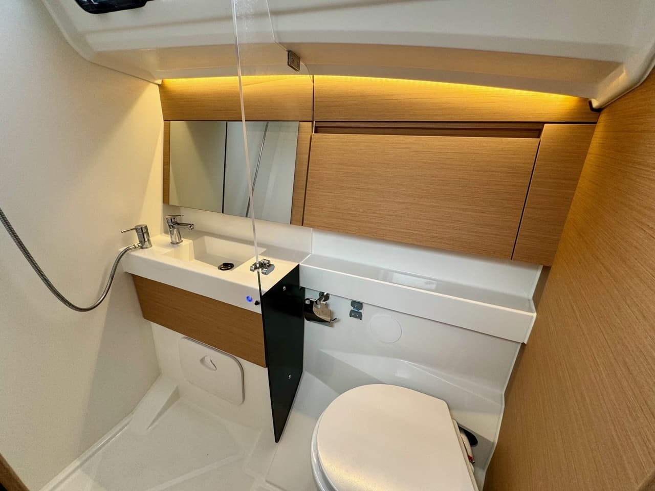 Jeanneau Sun Odyssey 410 – bilde 5 av 23