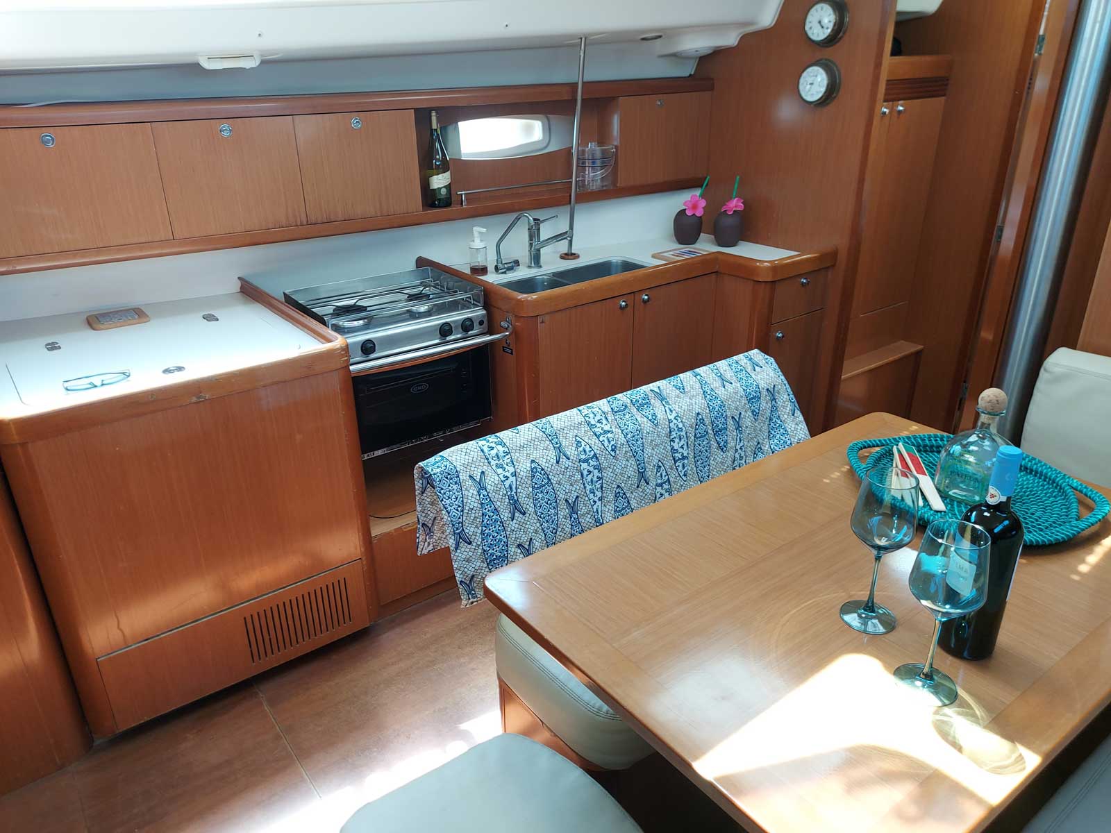 Beneteau Oceanis 43 Onar – bilde 3 av 14