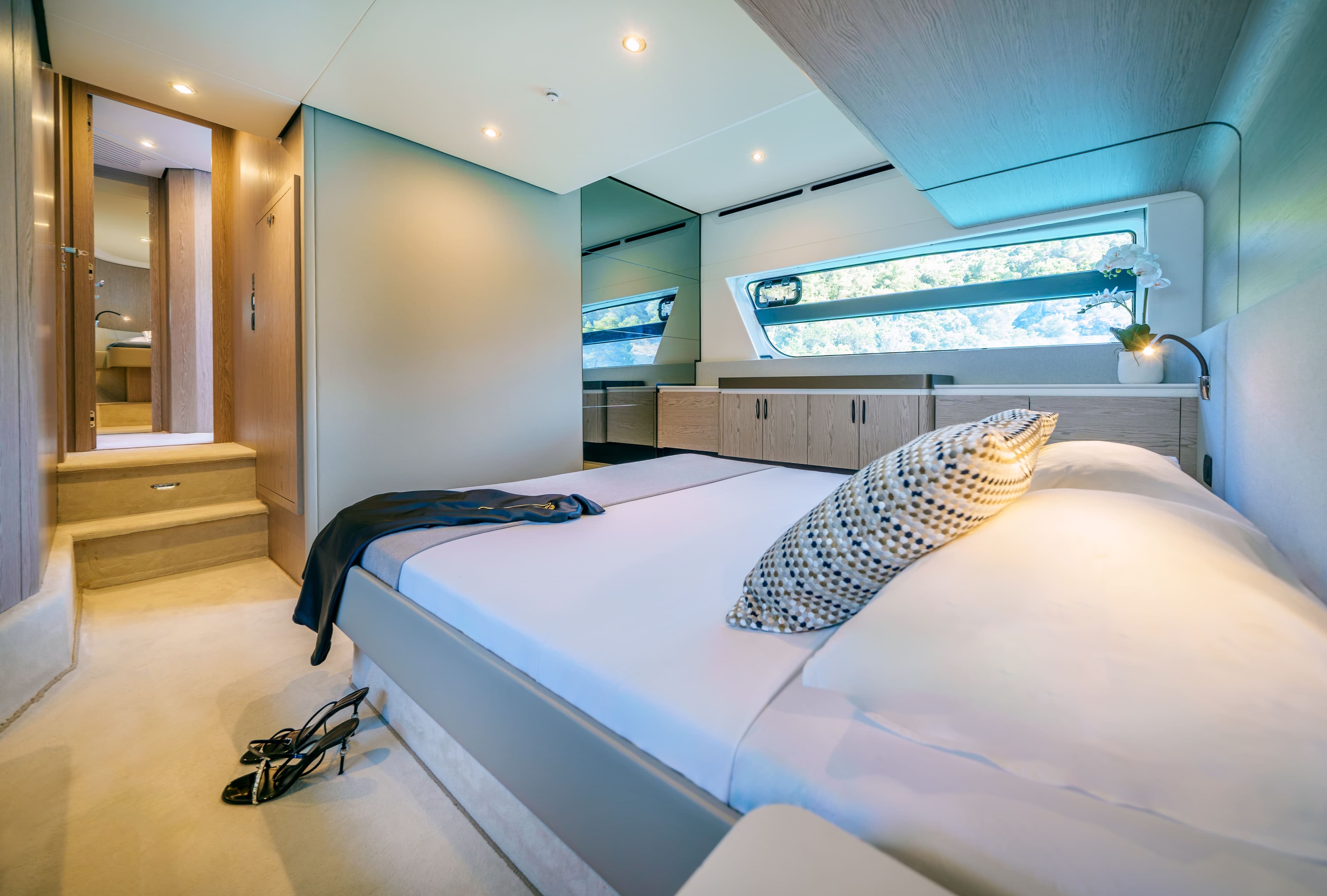 Azimut 53 Fly White – bilde 3 av 39