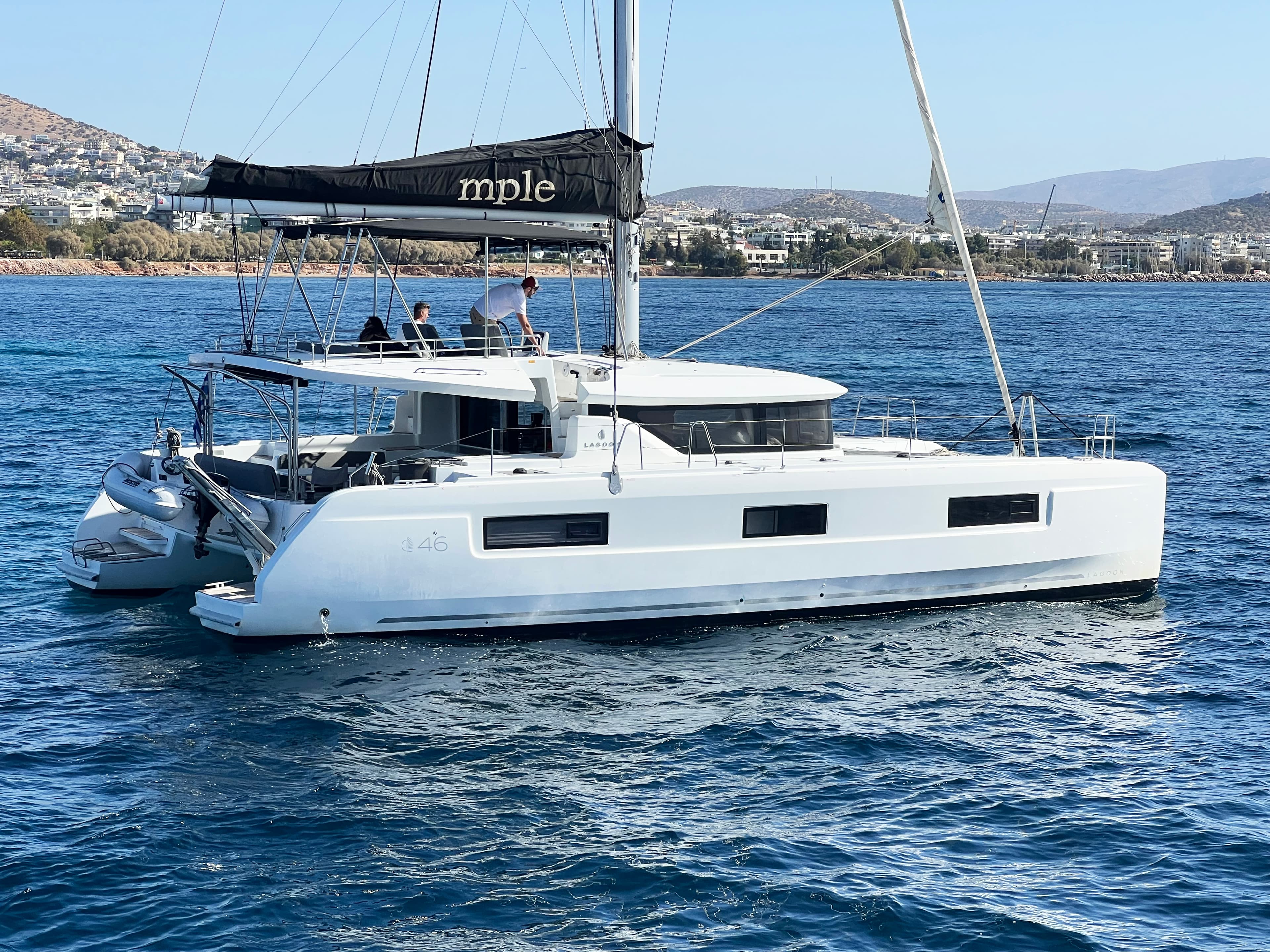 Lagoon 46 MPLE (air condition, generator, water maker)