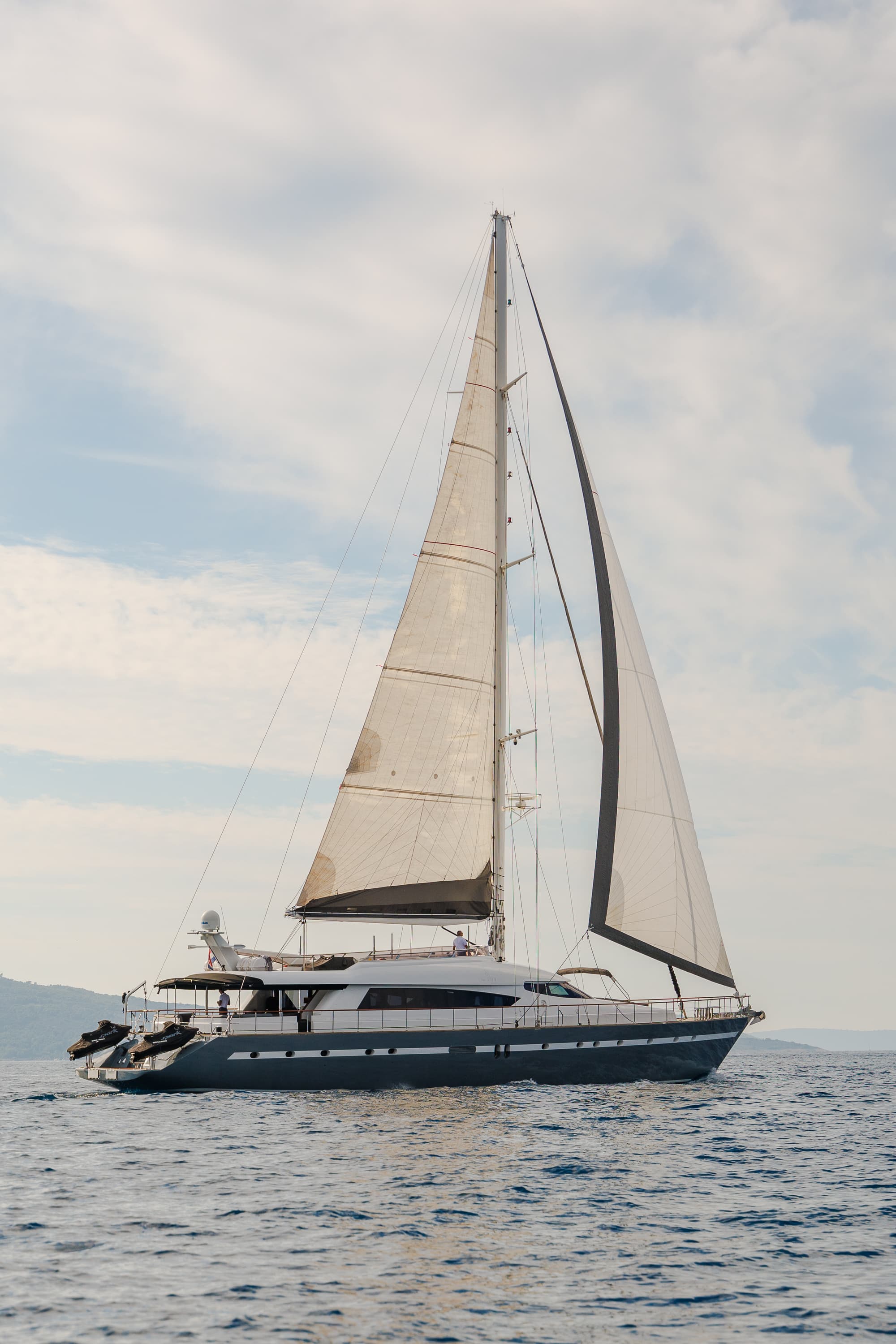 Motoryacht San Limi – bilde 2 av 32