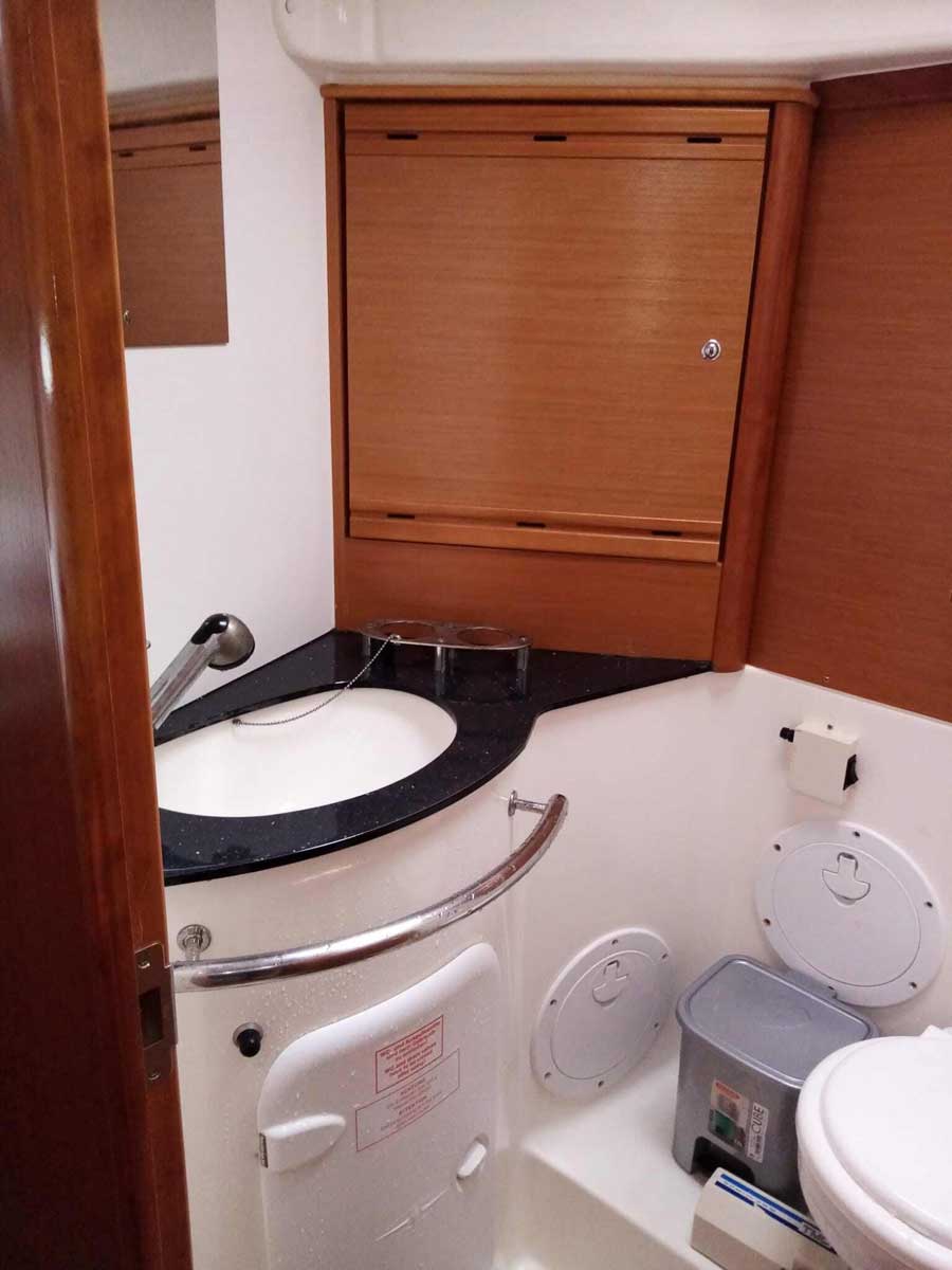 Bavaria 40 Cruiser Springrose – bilde 2 av 6
