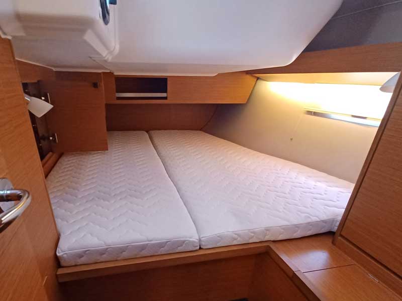 Dufour 430 SunLuis – bilde 2 av 7