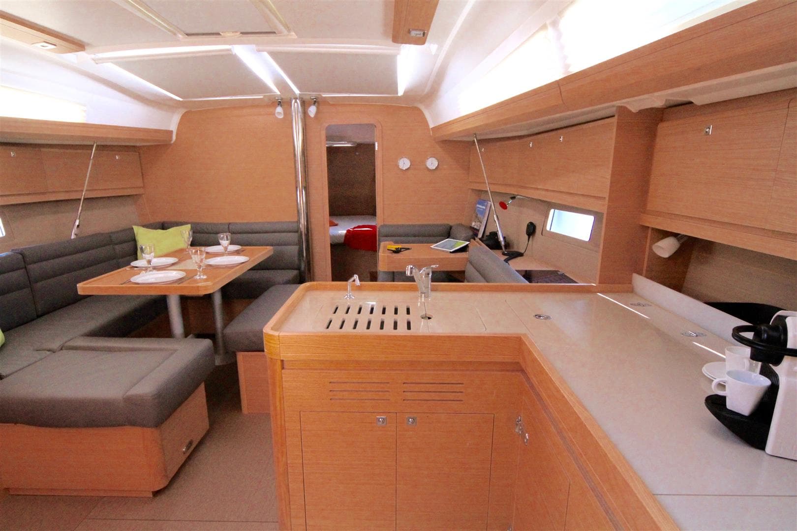 Dufour 412 Grand large AINA – bilde 4 av 20