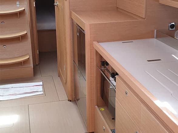 Dufour 390 Avajava – bilde 5 av 8