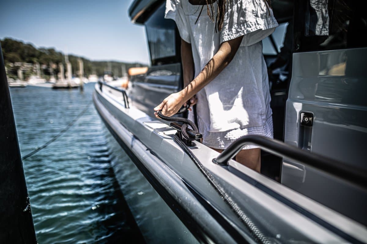 Axopar 37 XC Cross Cabin Voreus – bilde 5 av 11