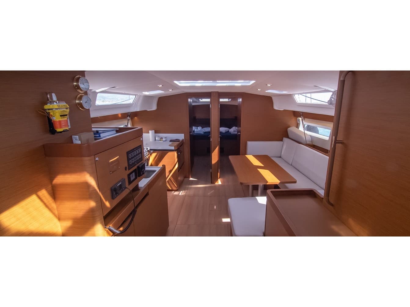 Jeanneau Sun Odyssey 490 MARINA GEN.+A.C. "Sails 2025" – bilde 2 av 13