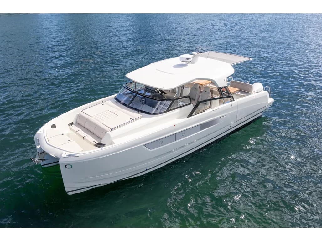Yot 36 Premium