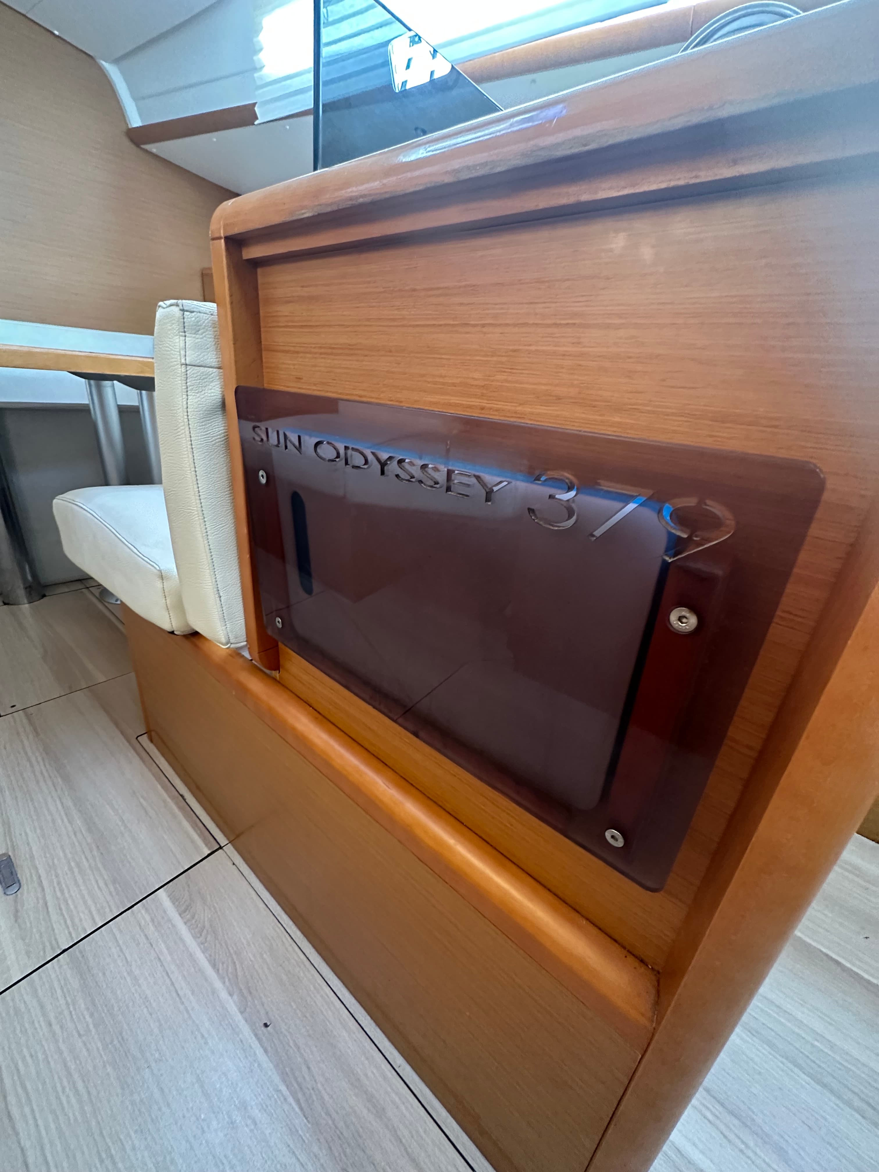 Jeanneau Sun Odyssey 379 OYSTER SHELL – bilde 5 av 14