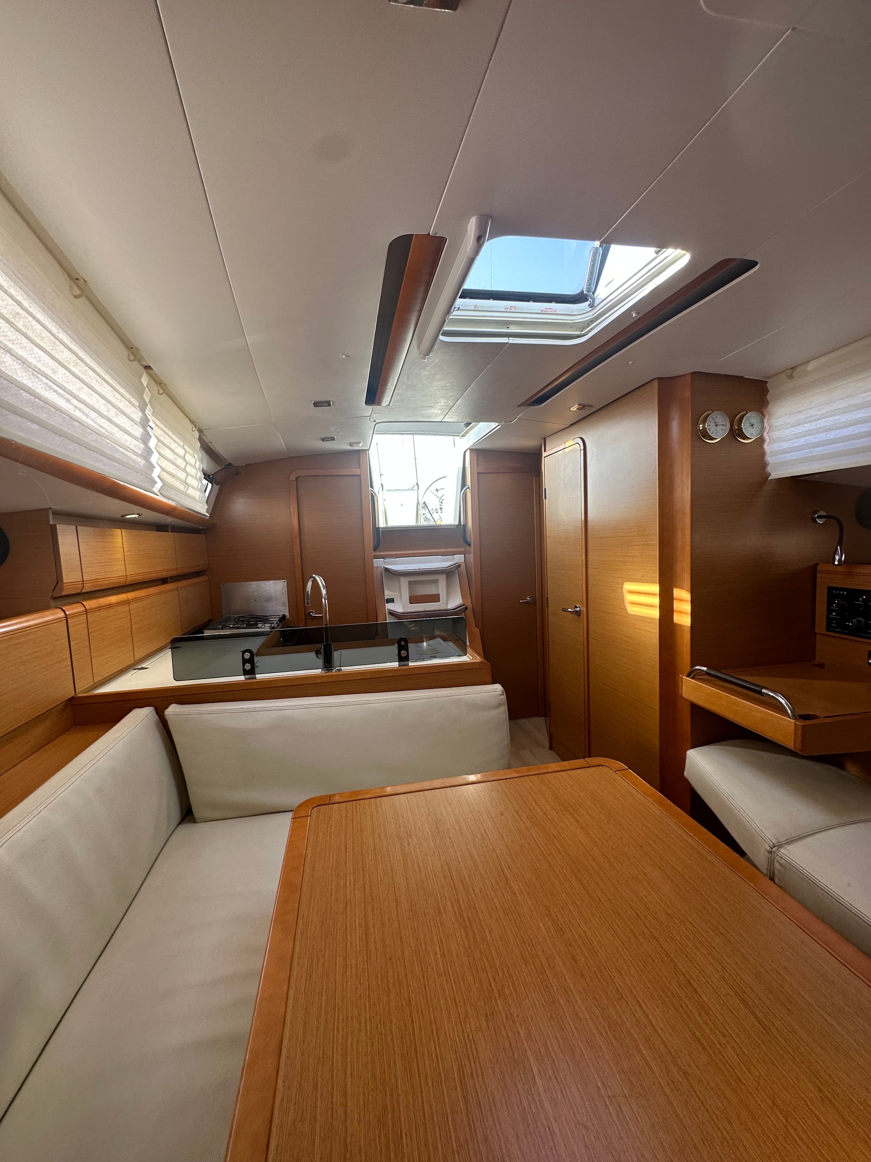 Jeanneau Sun Odyssey 379 OYSTER SHELL – bilde 3 av 14