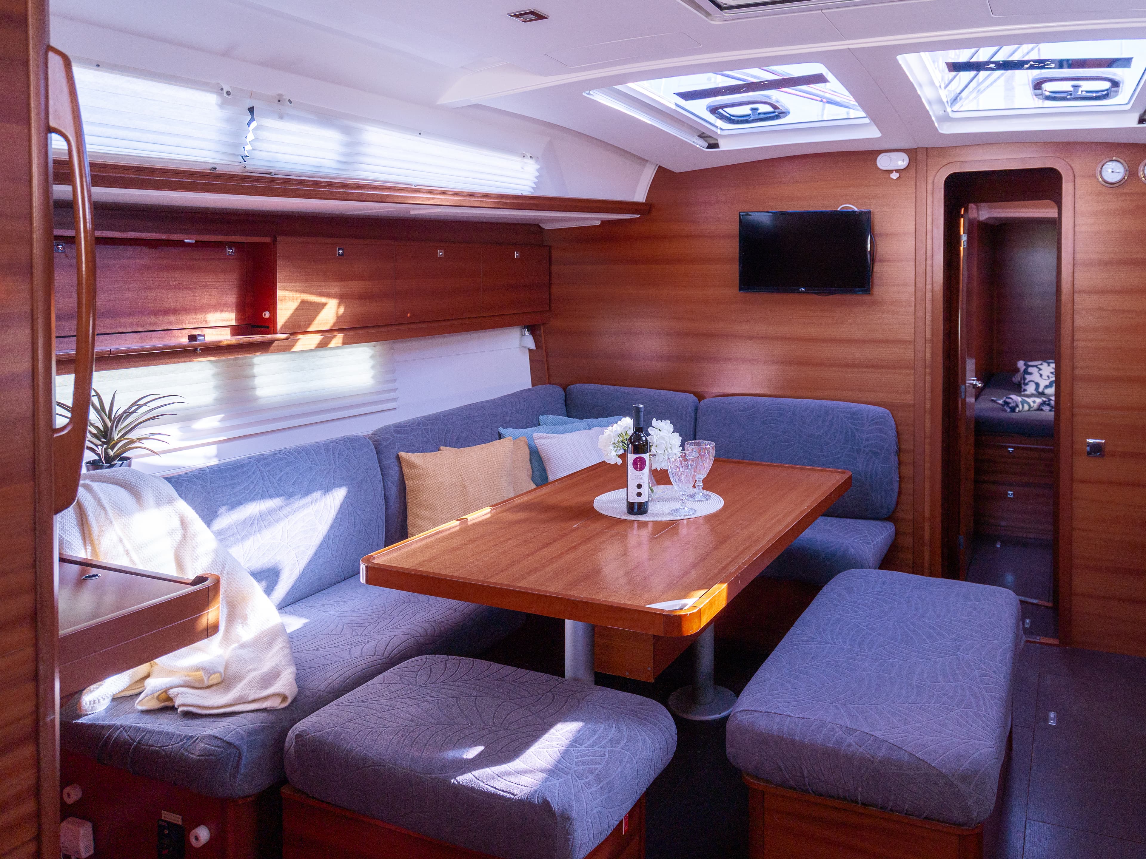 Dufour 460 Grand Large Cygnus – bilde 2 av 38