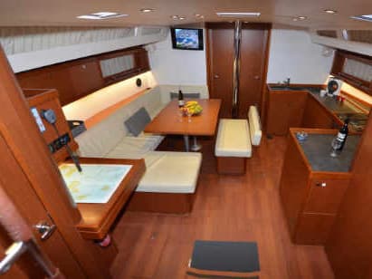 Beneteau Oceanis 48 Pherousa – bilde 4 av 10