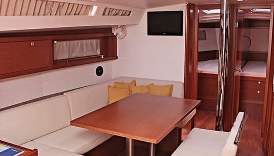 Beneteau Oceanis 48 Pherousa – bilde 2 av 10