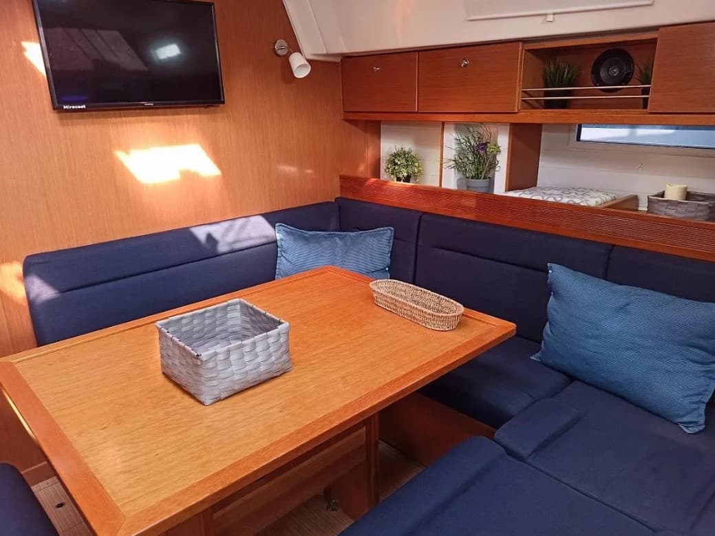 Bavaria Cruiser 45 Saffron – bilde 5 av 14