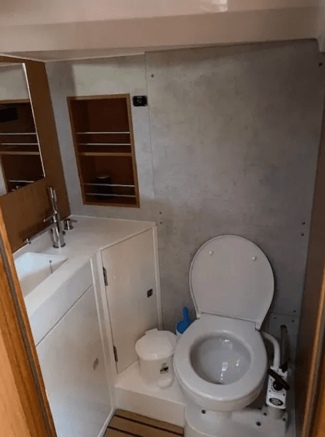 Bavaria C42 Kalispera – bilde 2 av 8