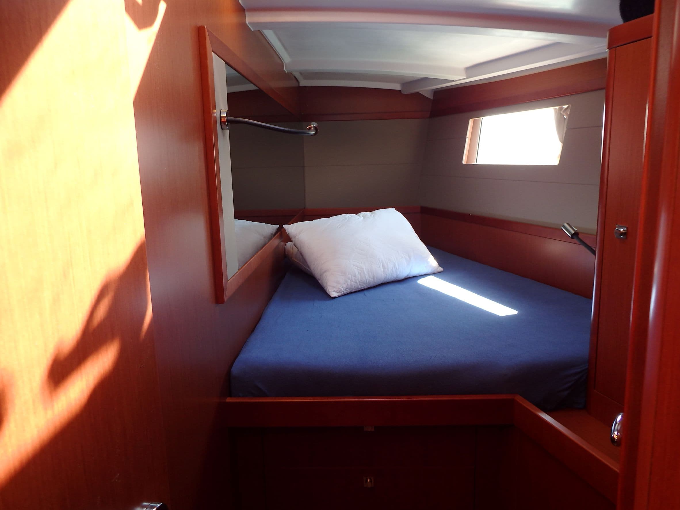 Beneteau Oceanis 48 Joy – bilde 3 av 18