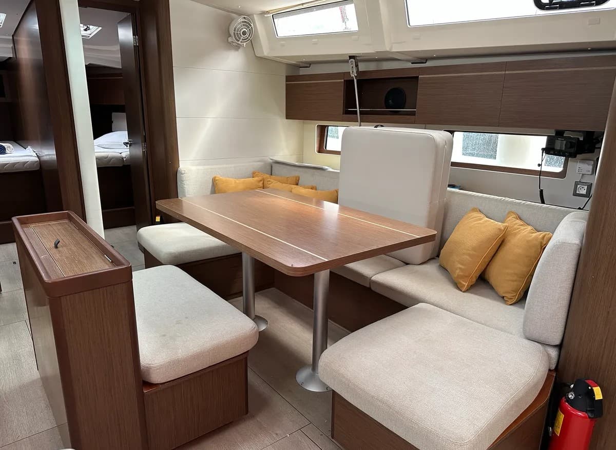 Beneteau Oceanis 46.1 BLUE SKY – bilde 5 av 11
