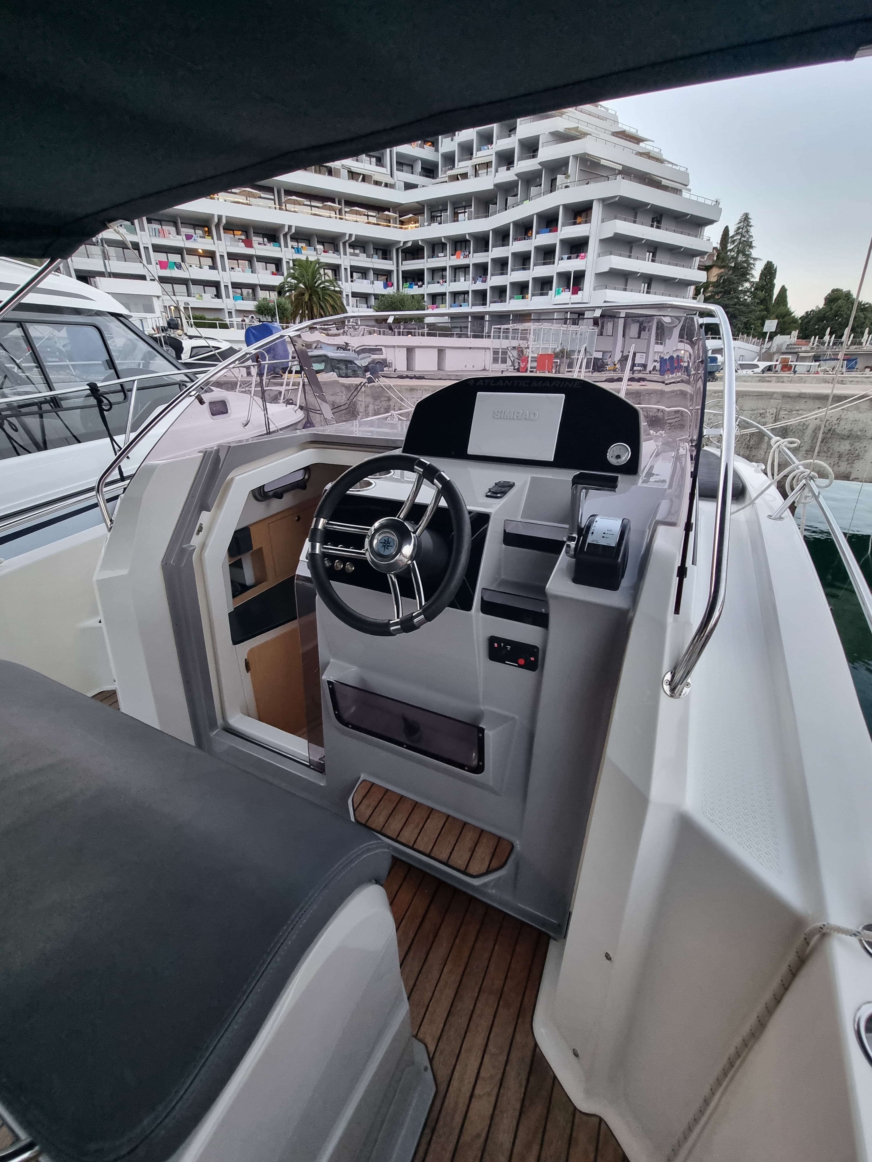 Atlantic Marine Sun Cruiser 730 Lady Blue – bilde 2 av 13