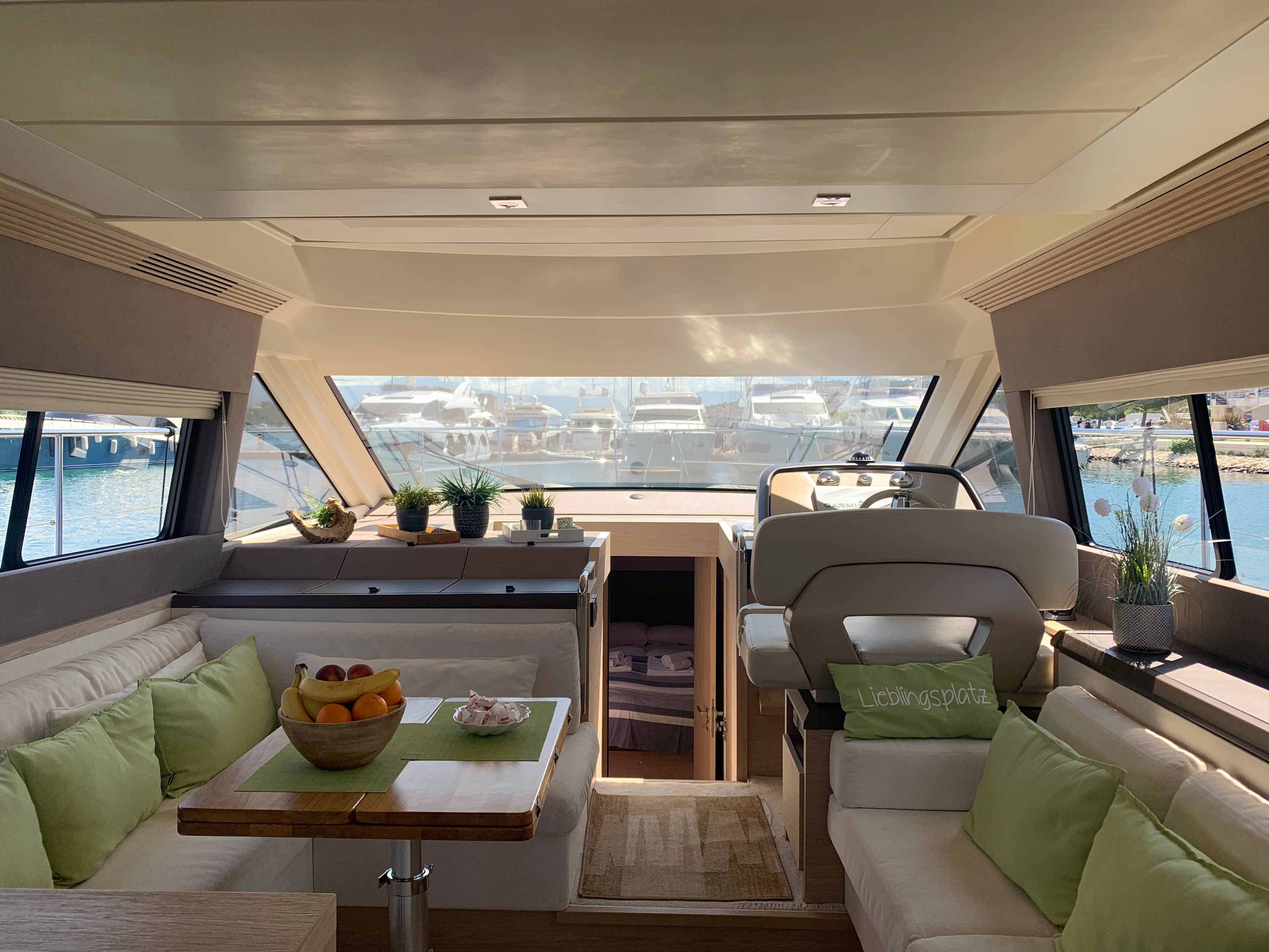 Beneteau Monte Carlo 5 Sundowner – bilde 4 av 54