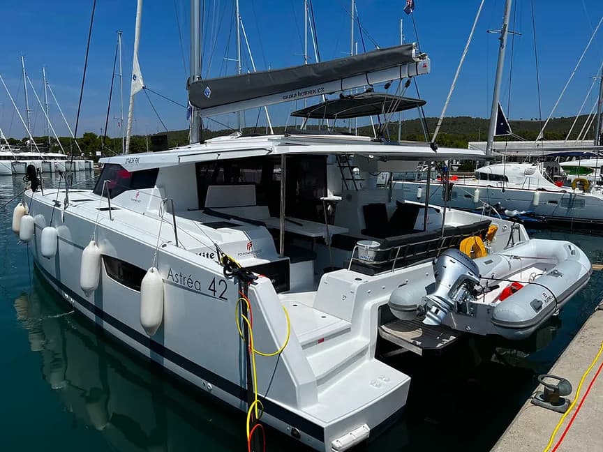 Fountaine Pajot Astréa 42 Jami