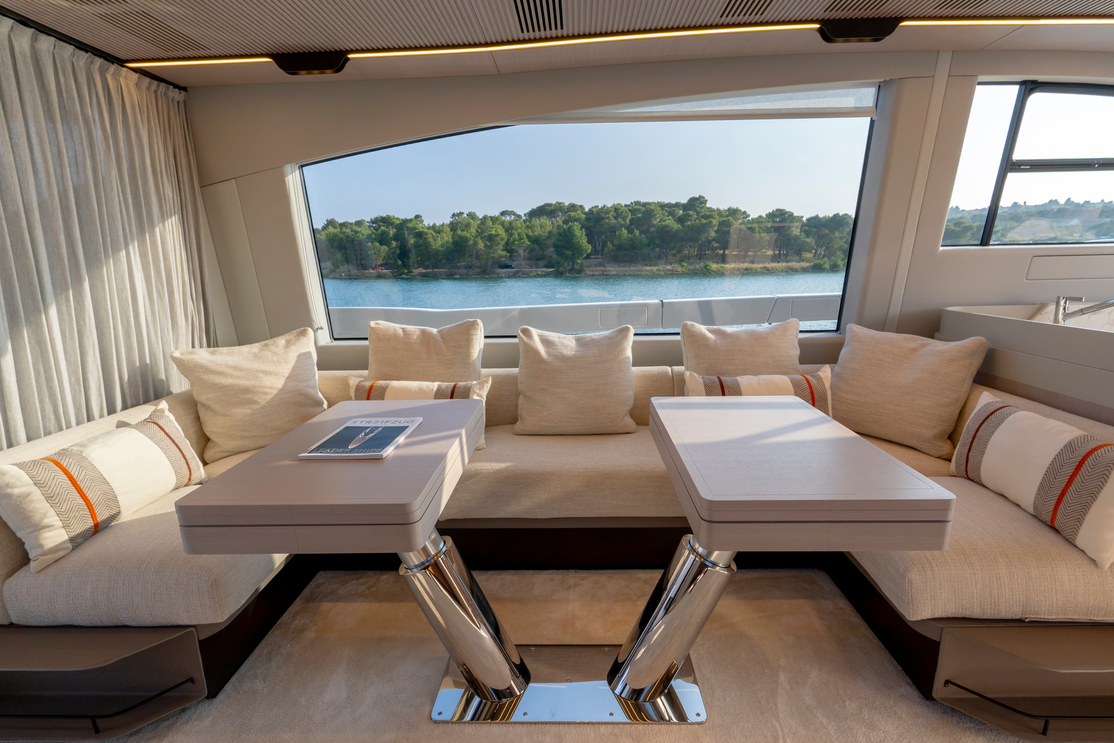 Azimut S7 Felicita – bilde 5 av 113