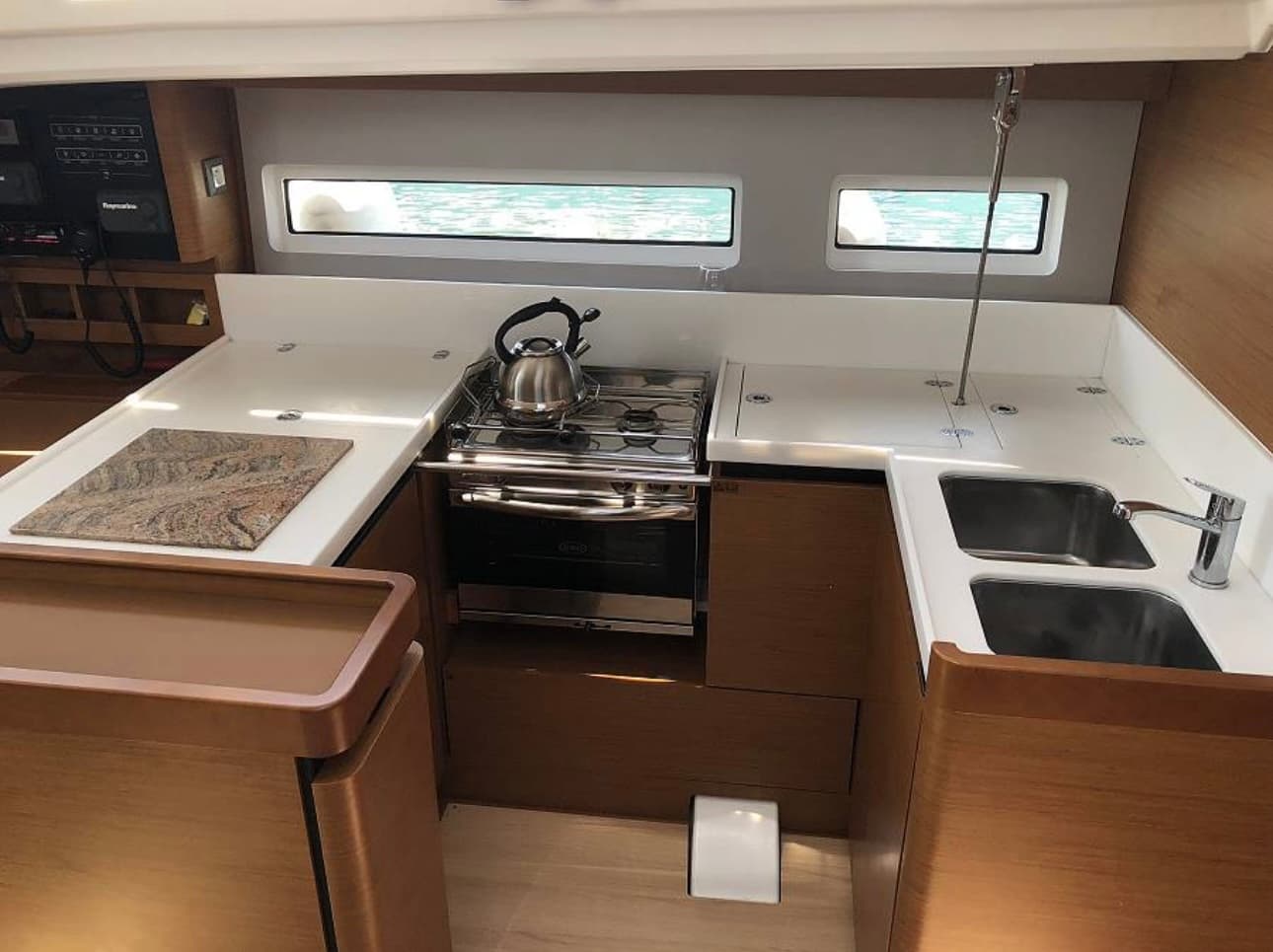 Jeanneau Sun Odyssey 440 Tikal 3 – bilde 4 av 7