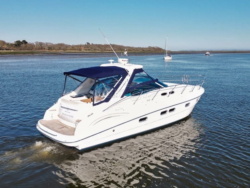 Sealine S38 ELAINE
