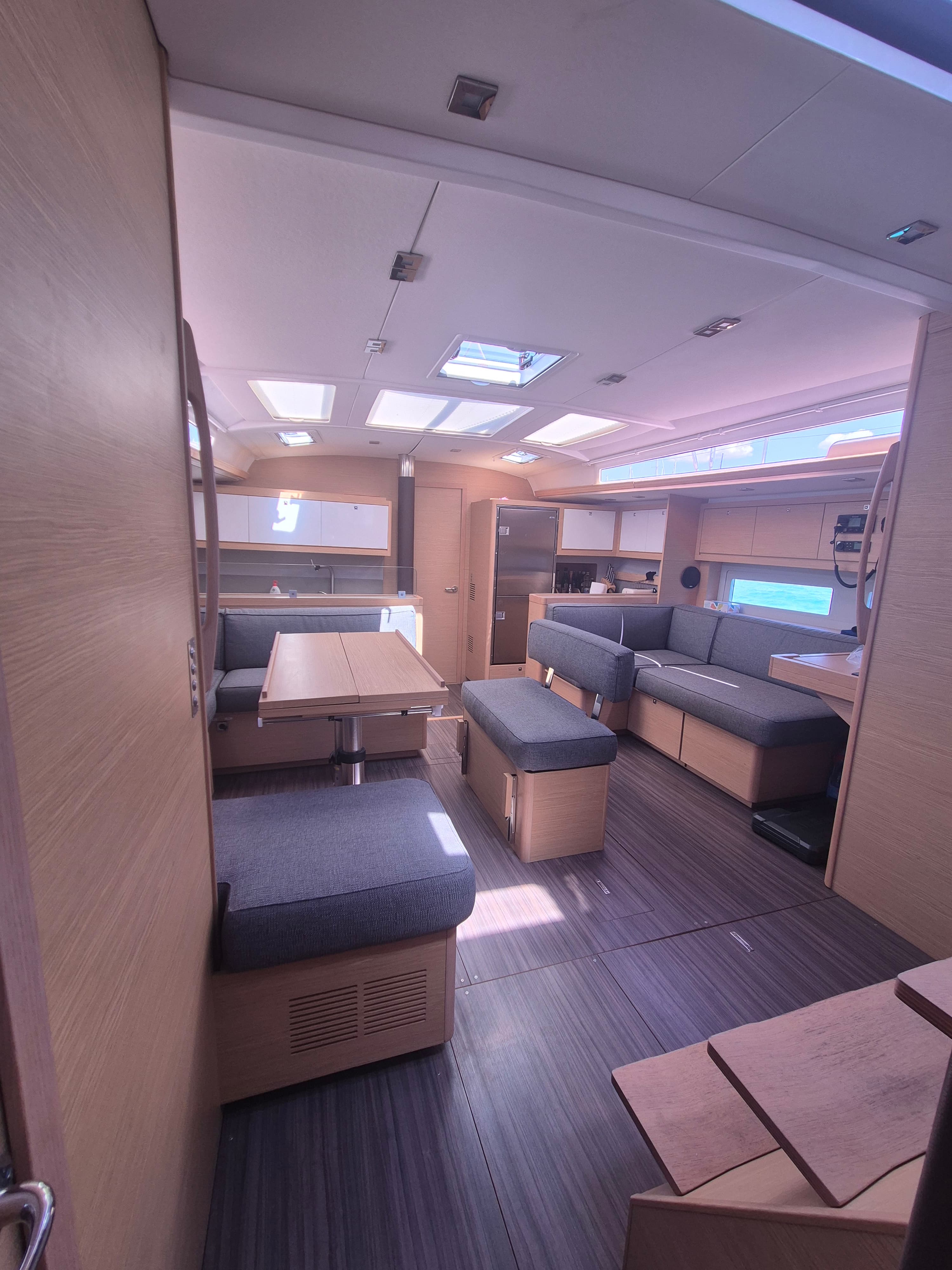 Dufour 530 Premium + – bilde 4 av 19