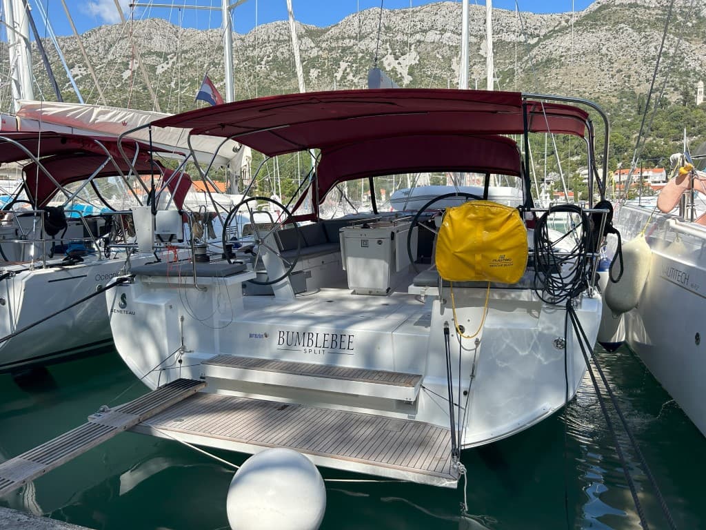 Beneteau Oceanis 46.1 BUMBLEBEE – bilde 3 av 30