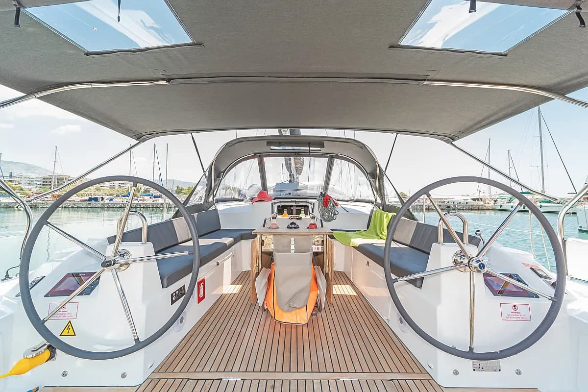 Beneteau Oceanis 40.1 RO22 – bilde 3 av 6