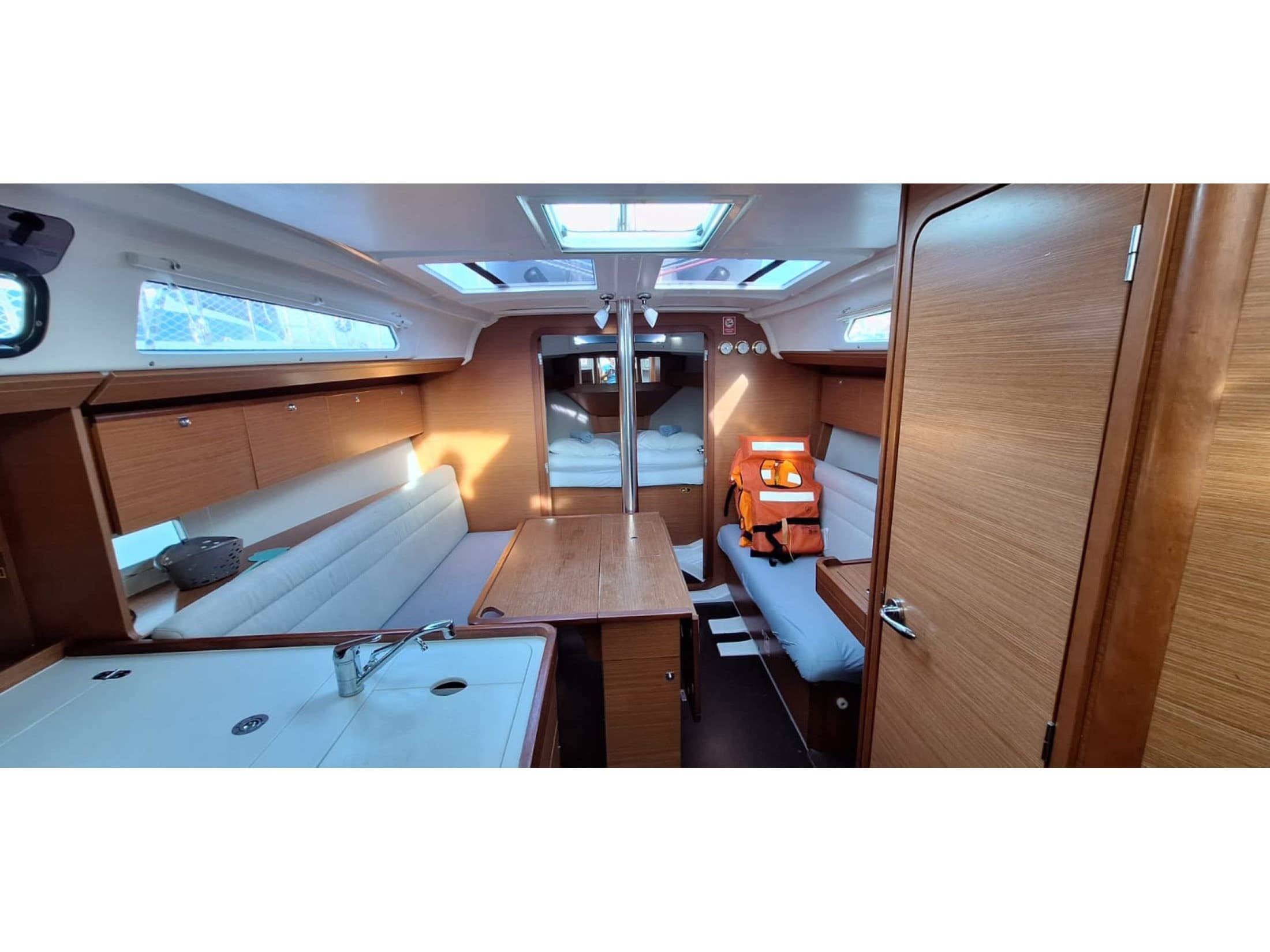 Dufour 360 Grand Large Sileb – bilde 3 av 9