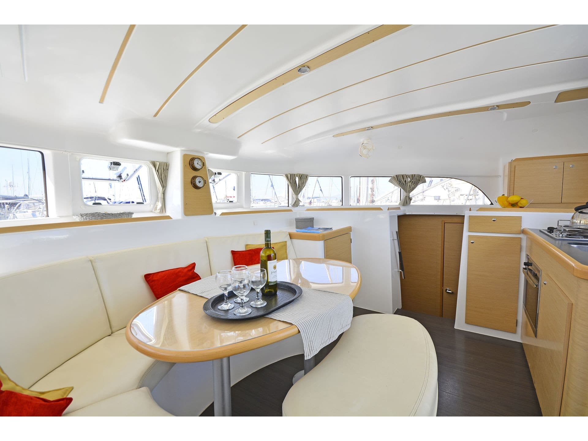 Lagoon 380 S2 Erica – bilde 3 av 45