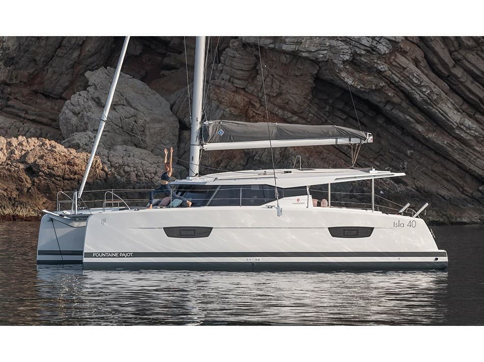 Fountaine Pajot Isla 40 ANGELICA