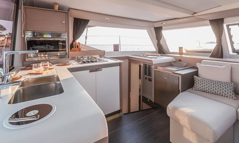 Fountaine Pajot Isla 40 ANGELICA – bilde 4 av 7