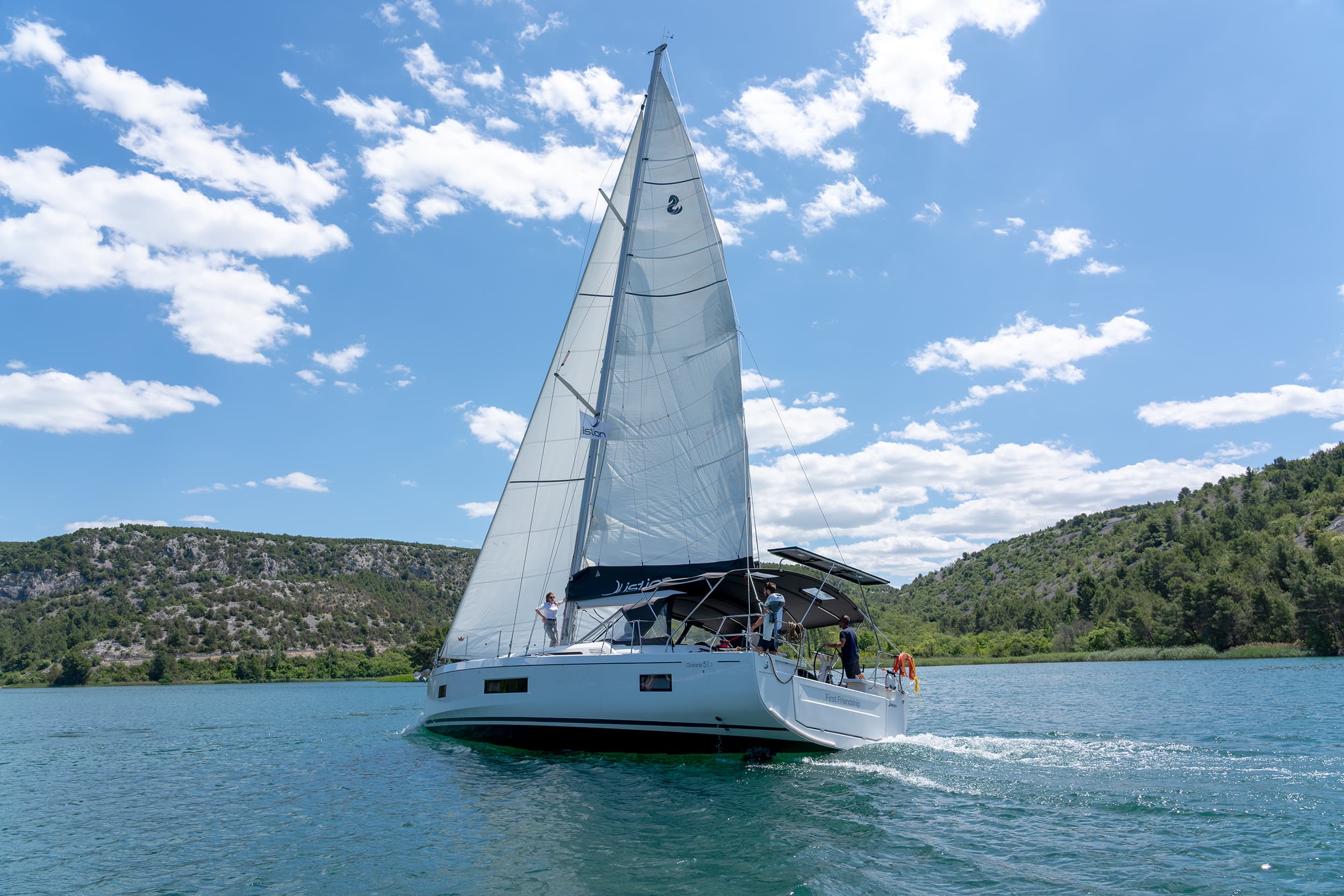 Beneteau Oceanis 51.1 First Friendship – bilde 3 av 17