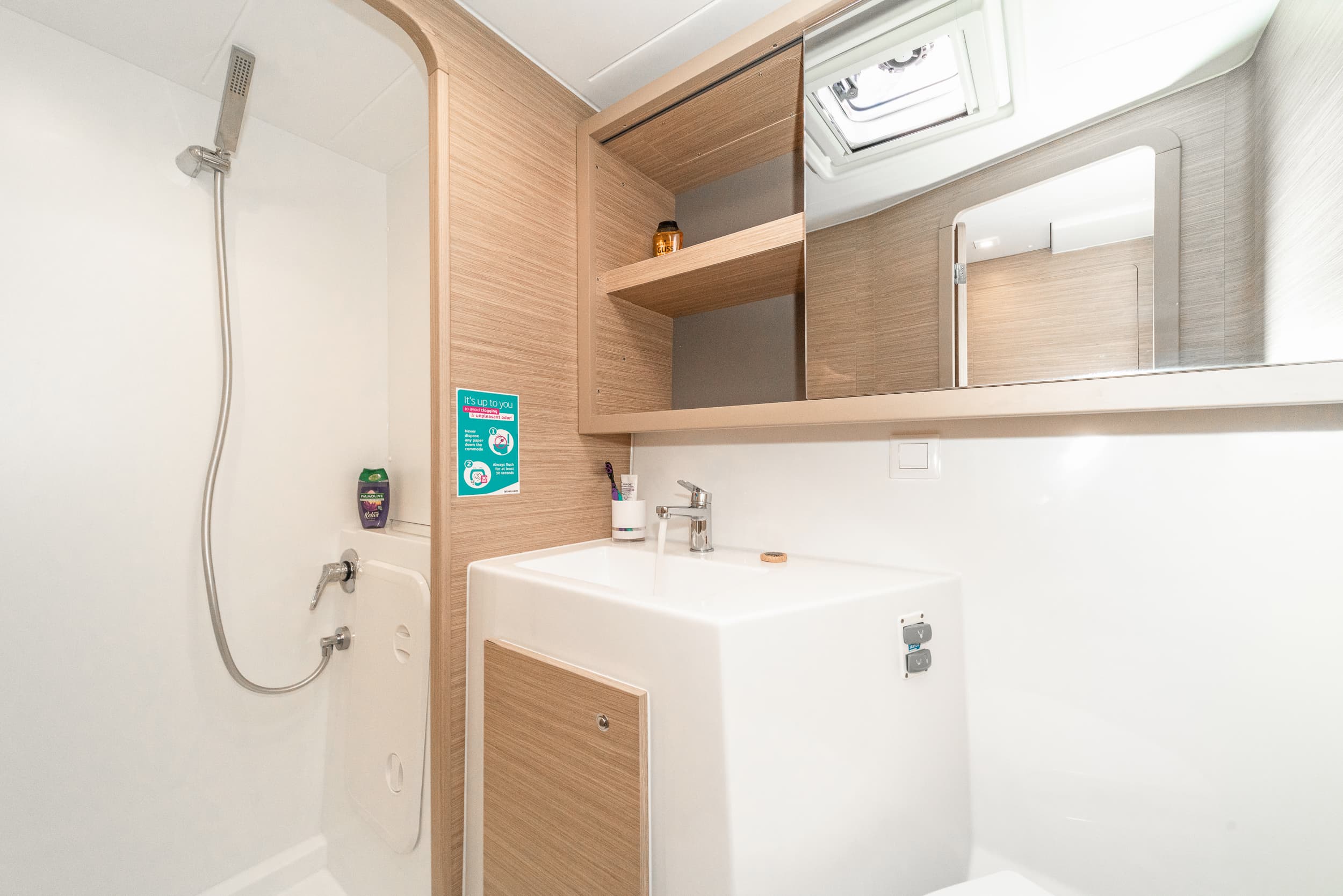 Lagoon 42 First Adventure – bilde 2 av 18